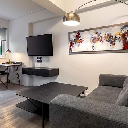 Brand-New , Delux Apt In Central Athens! Apartamento Exterior foto